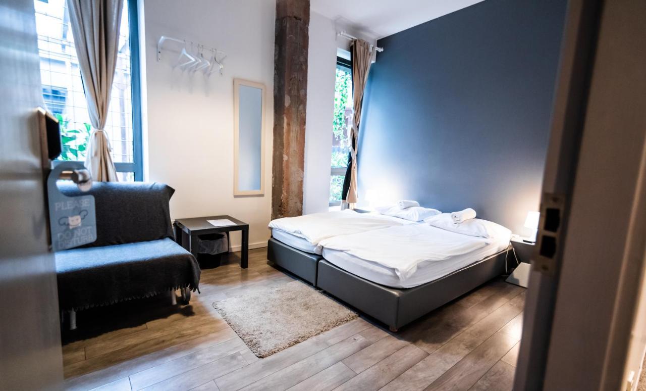 Boutique Hostel Shappyザグレブ エクステリア 写真